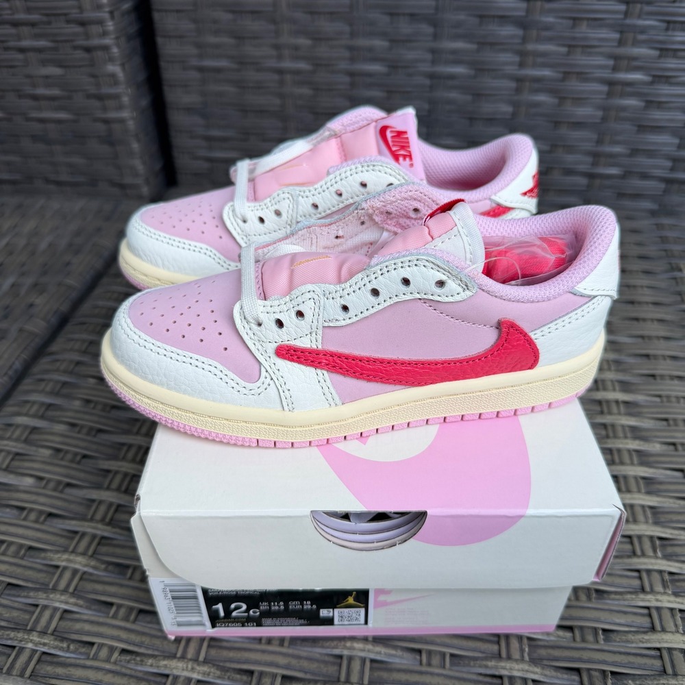 Jordan 1 Low OG SP Travis Scott Pink Canary Kids Shoes 12c